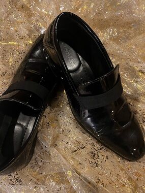 Calvin Klein Black Patent Slip-On Loafers with Elastic Strap